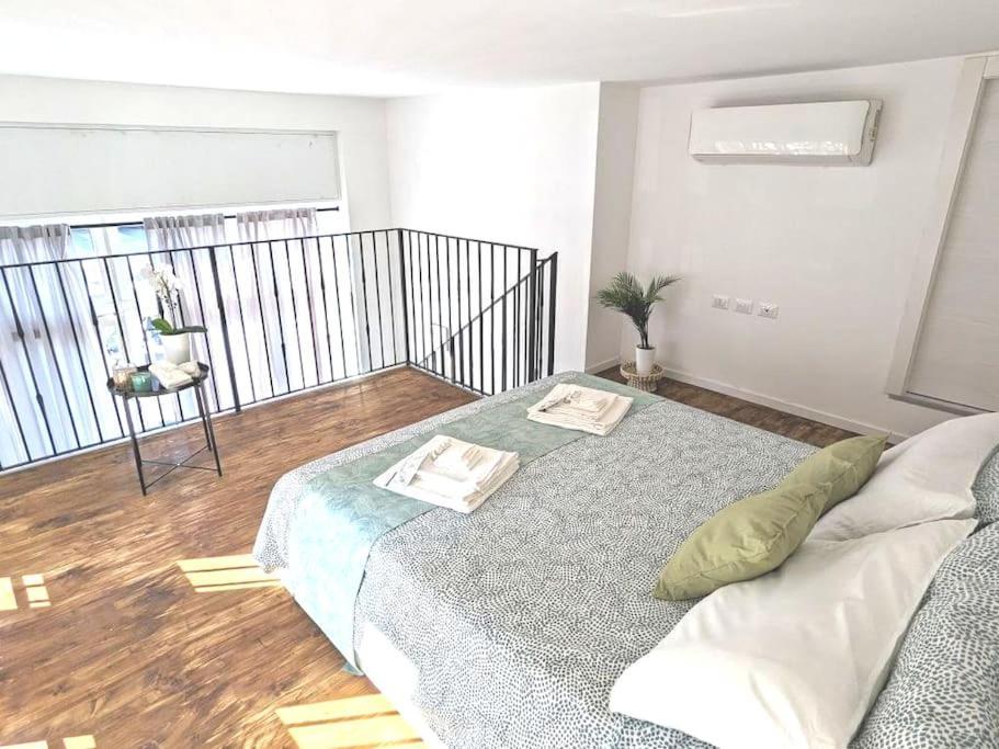 Milano - Stazione Centrale Comfort Green Loft Buitenkant foto